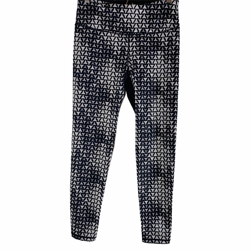 Victoria's Secret VSX Knockout Legging Size: M